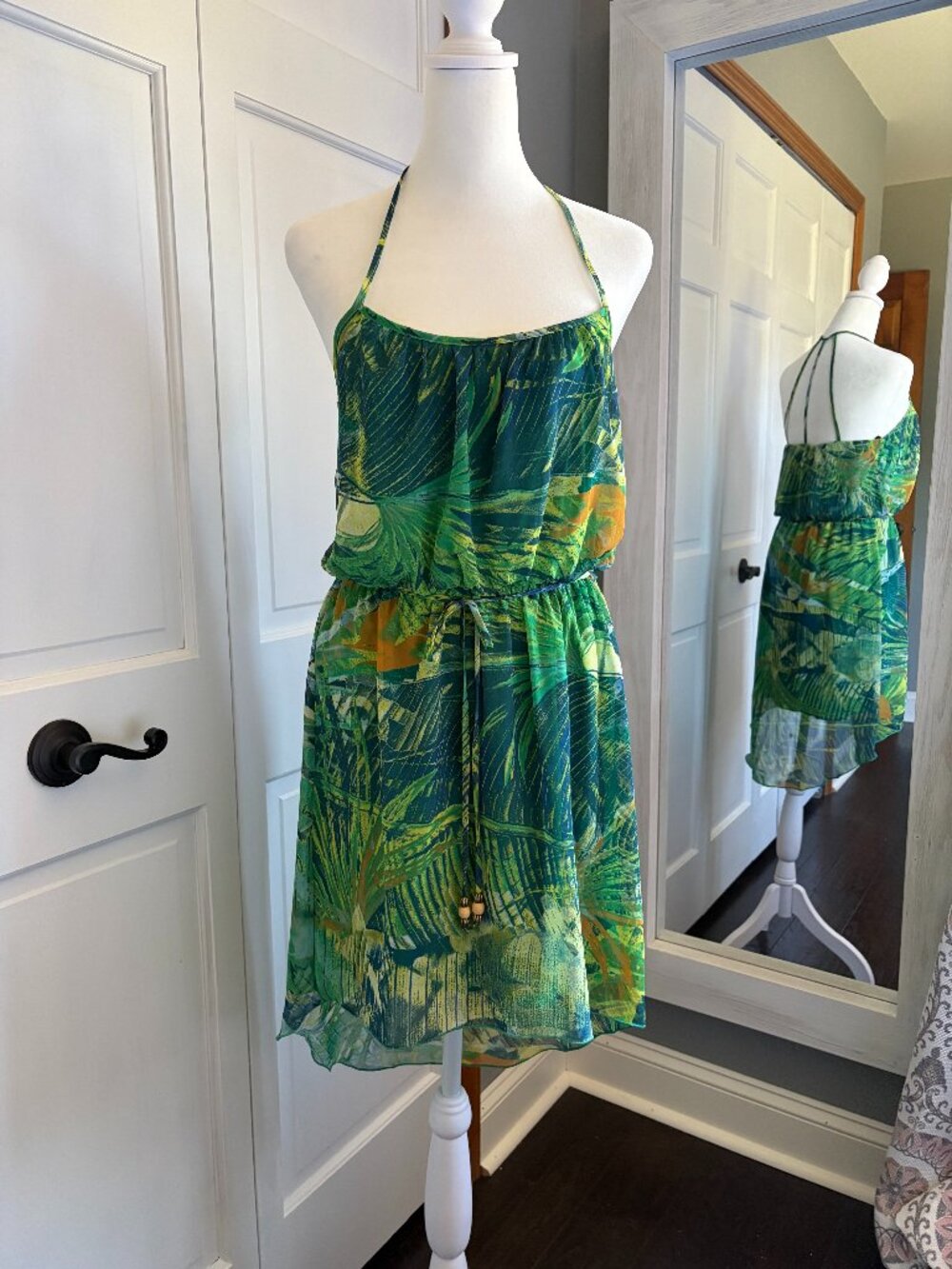 City Triangles SzS Sleeveless Halter Style Summer Dress Tropical Botanical Print